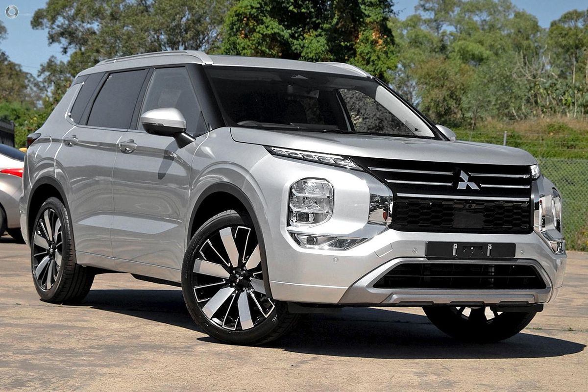 2025 Mitsubishi Outlander Exceed ZM