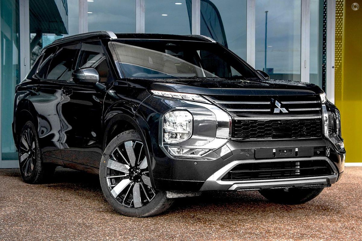 2025 Mitsubishi Outlander Exceed Tourer ZM