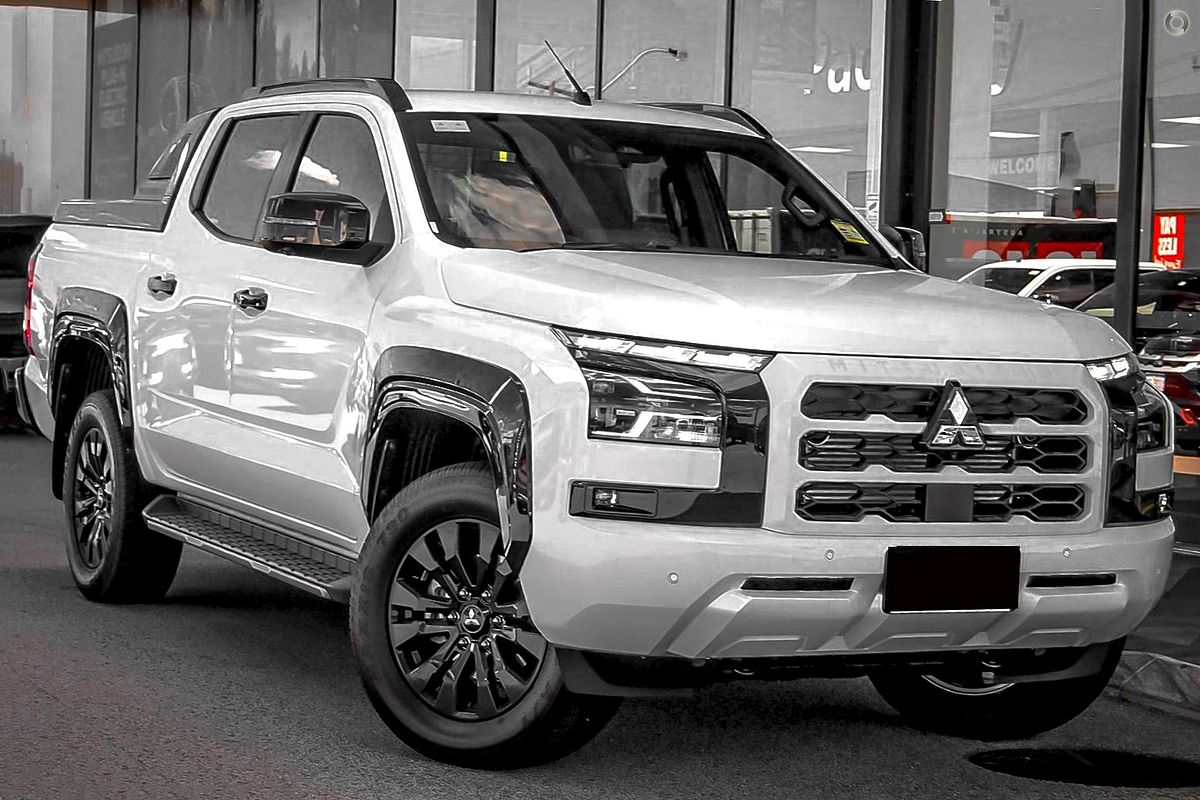 2025 Mitsubishi Triton GSR MV 4X4