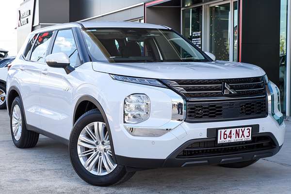 2025 Mitsubishi Outlander PHEV ES ZM thumb-0