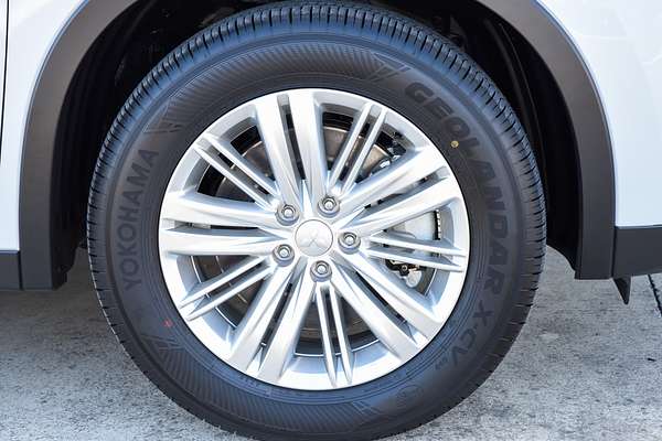 2025 Mitsubishi Outlander PHEV ES ZM thumb-3