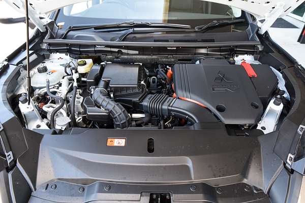 2025 Mitsubishi Outlander PHEV ES ZM thumb-7