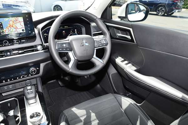 2025 Mitsubishi Outlander Aspire ZM thumb-17