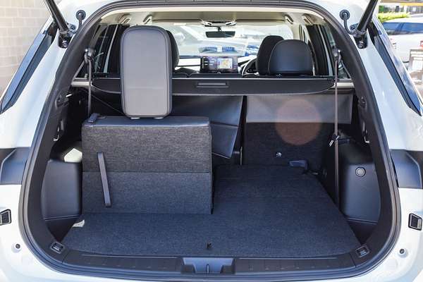 2025 Mitsubishi Outlander Aspire ZM thumb-18