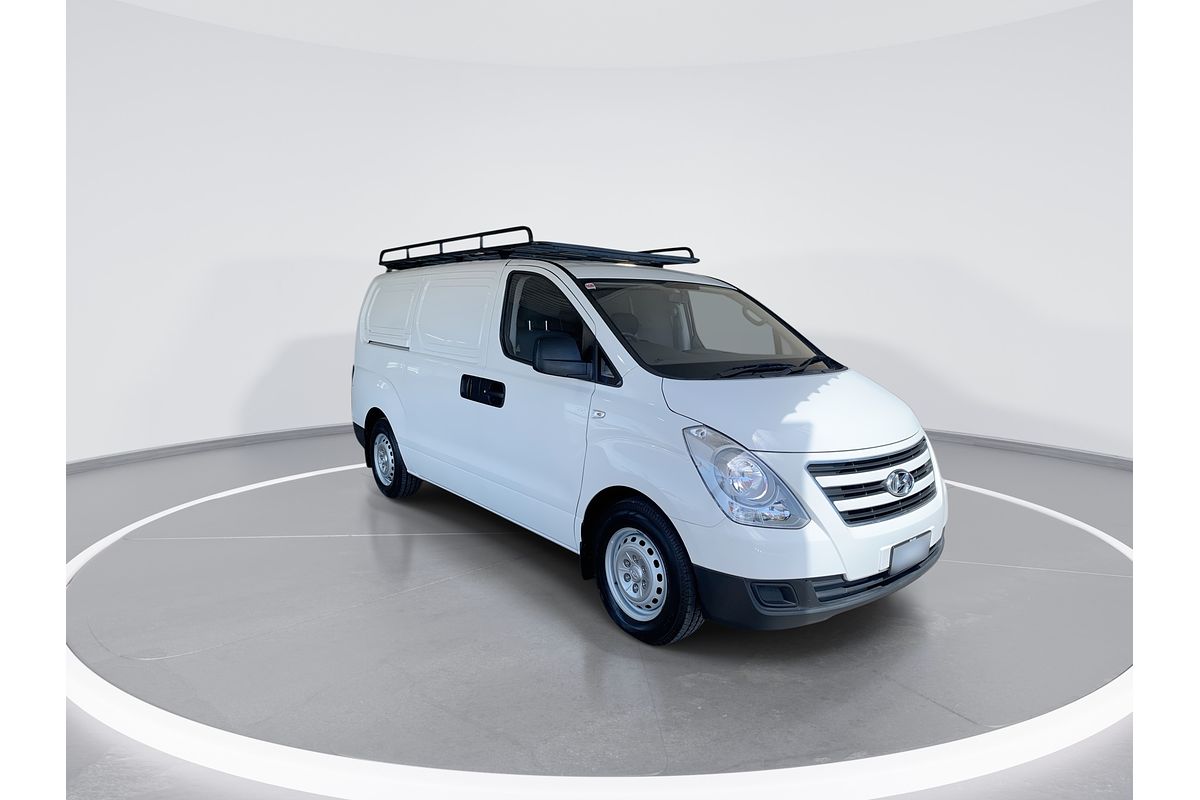 2017 Hyundai iLoad TQ3-V Series II