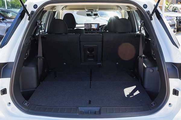 2025 Mitsubishi Outlander ES ZM thumb-17