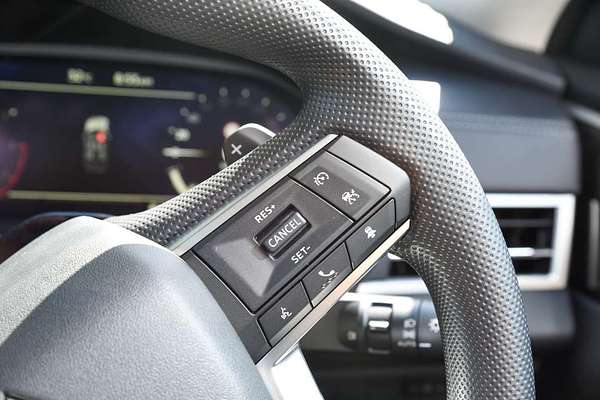 2025 Mitsubishi Outlander ES ZM thumb-13