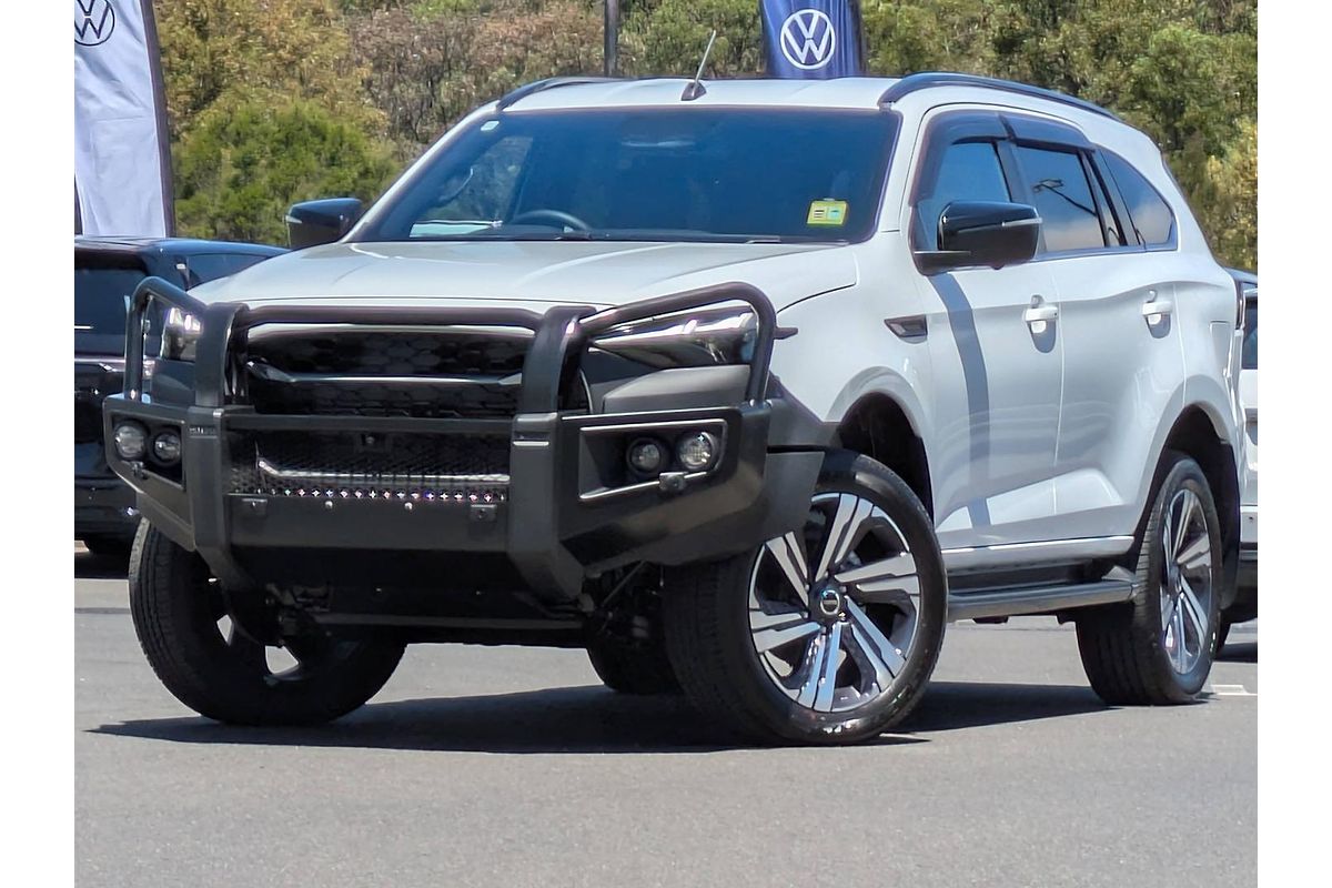 2025 Isuzu MU-X LS-T