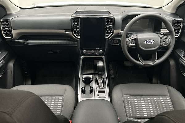 2024 Ford Everest Ambiente 2.0L thumb-19