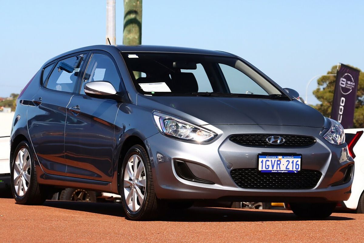 2019 Hyundai Accent Sport RB6