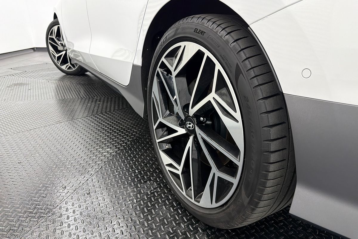 2023 Hyundai IONIQ 6 EPIQ CE.V1