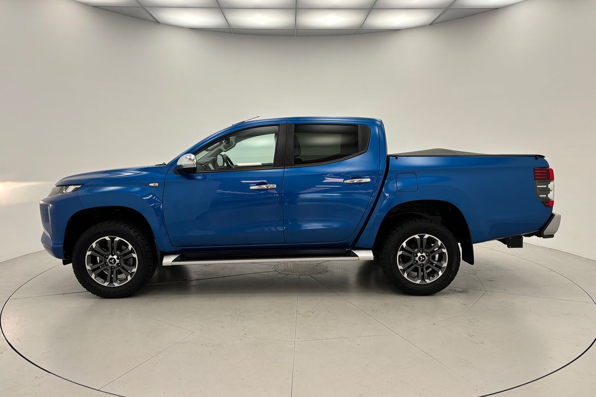 2021 Mitsubishi MR Triton GLX-R 2.4L D 6A/T 4X4 DC PU 2021 Mitsubishi MR Triton GLX-R 2.4L D 6A/T 4X4 DC PU