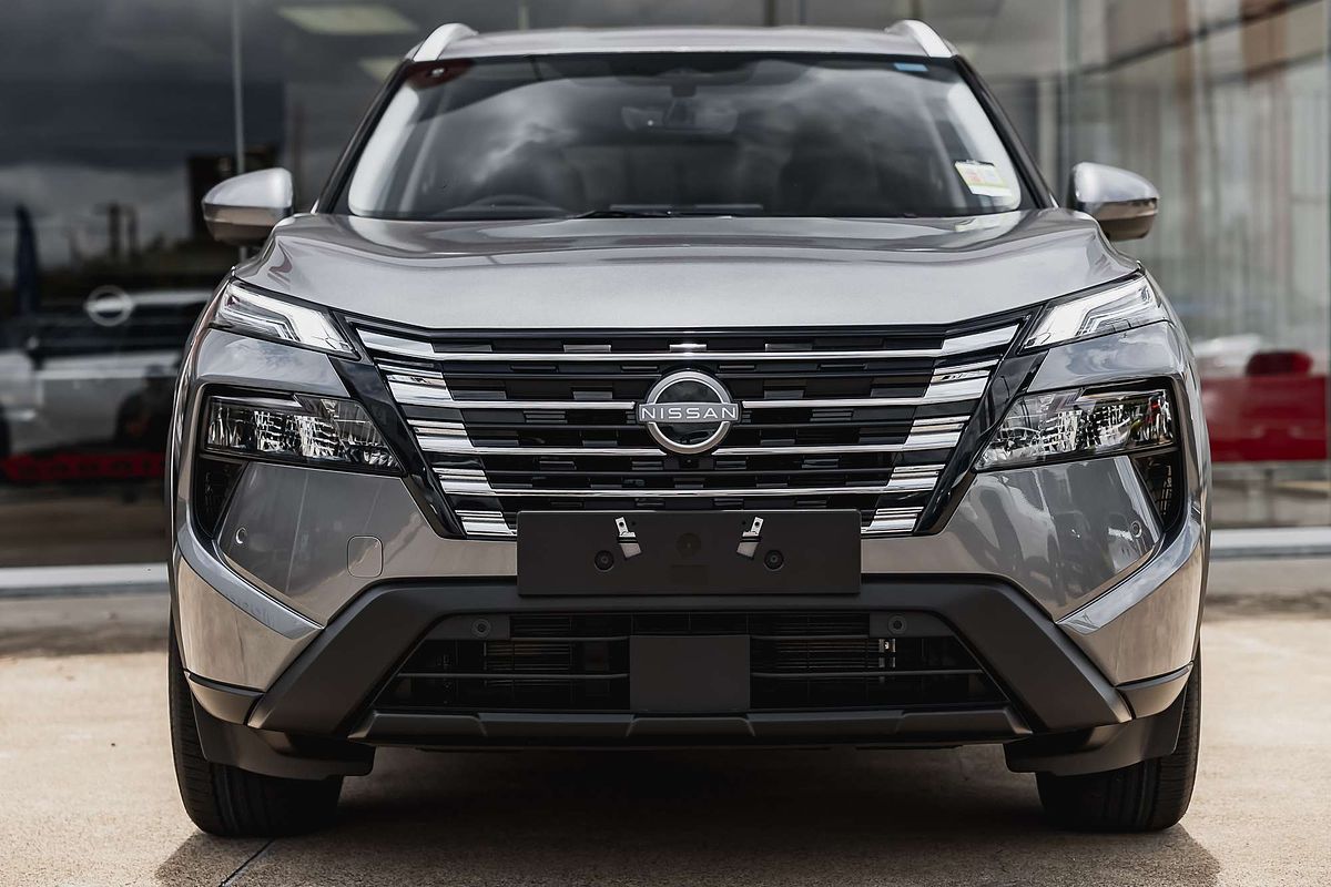 2025 Nissan X-TRAIL ST-L T33