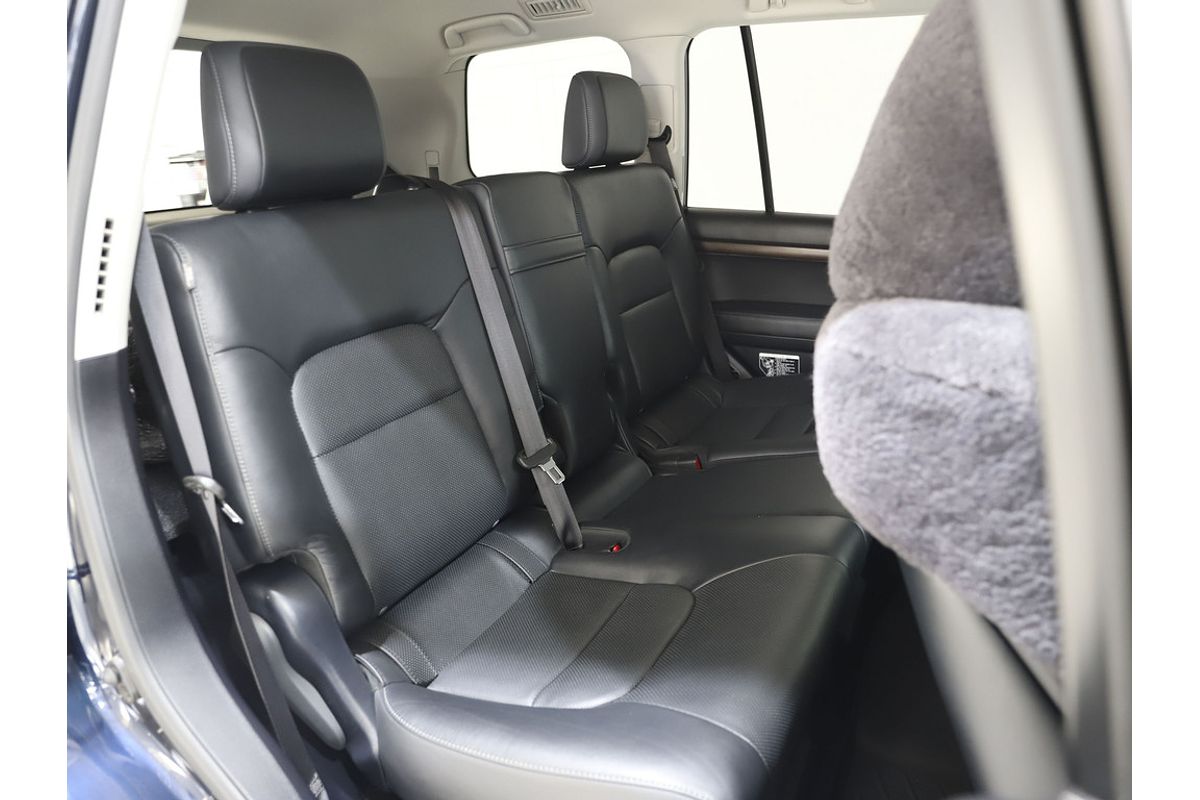 Landcruiser Wagon VX 4.5L T Diesel Automatic