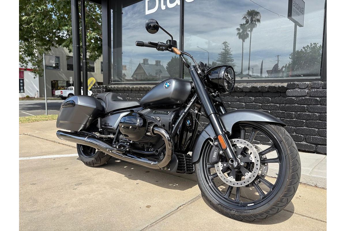 2025 BMW R 18 Roctane R 18