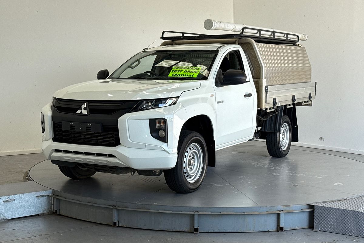 2022 Mitsubishi Triton