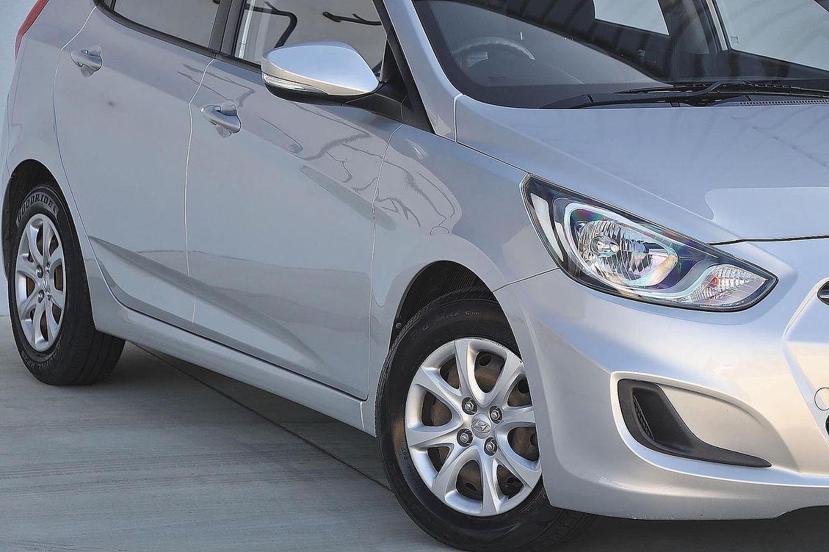 2013 Hyundai Accent Active RB2