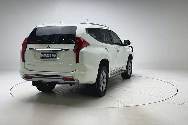 2024 Mitsubishi Pajero Sport GLX QG thumb-1