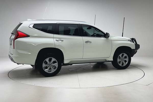 2024 Mitsubishi Pajero Sport GLX QG thumb-2