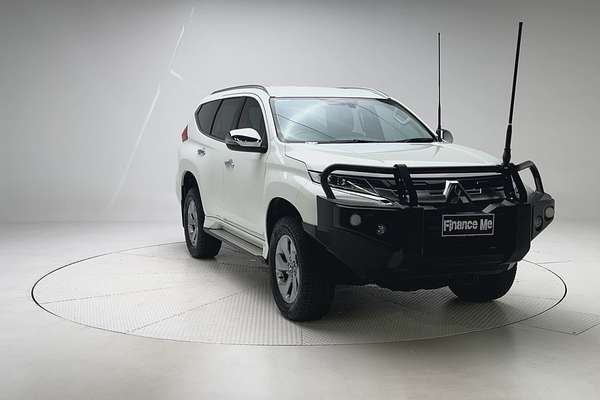 2024 Mitsubishi Pajero Sport GLX QG thumb-4
