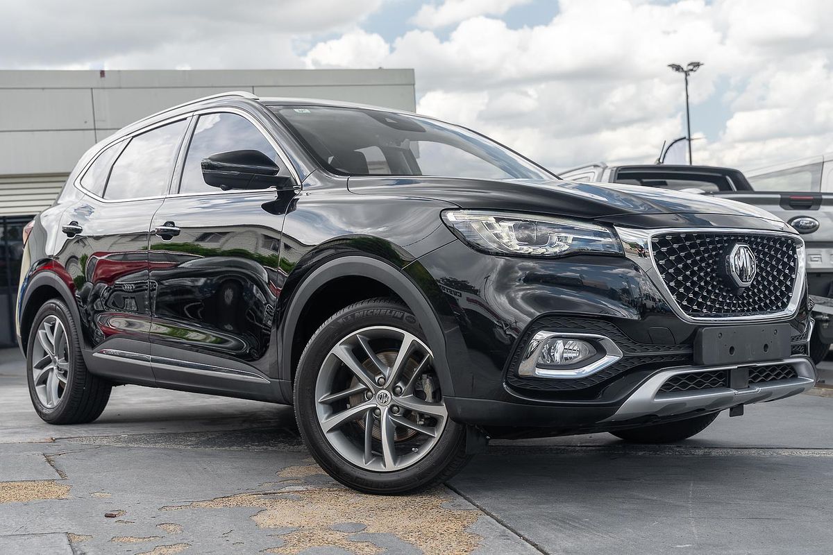 2023 MG HS Essence X SAS23