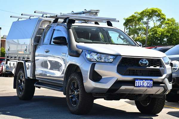 2024 Toyota Hilux SR GUN126R 4X4