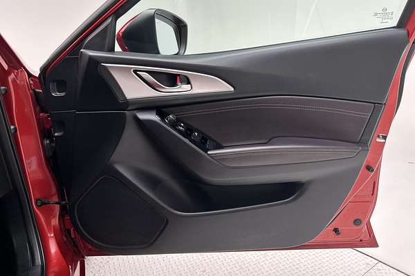 2018 Mazda 3 Touring BN Series thumb-18