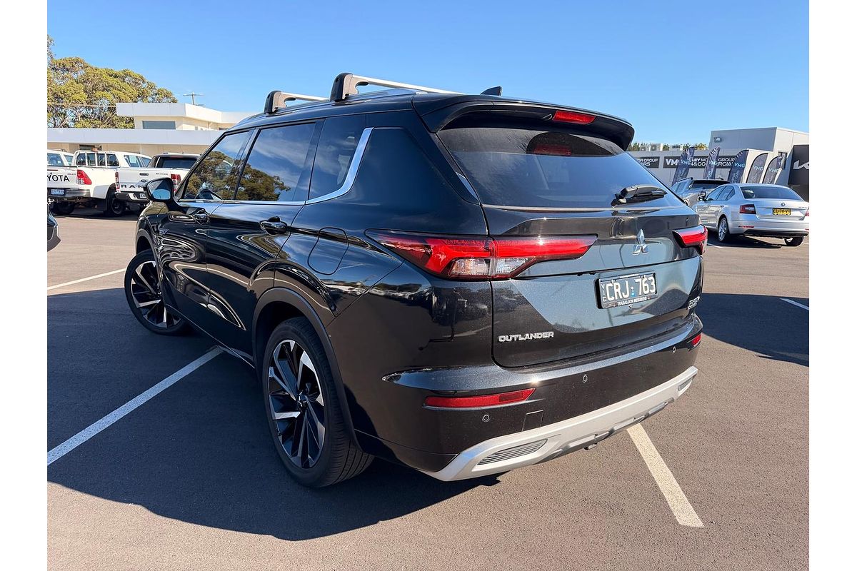 2023 Mitsubishi Outlander PHEV Exceed ZM