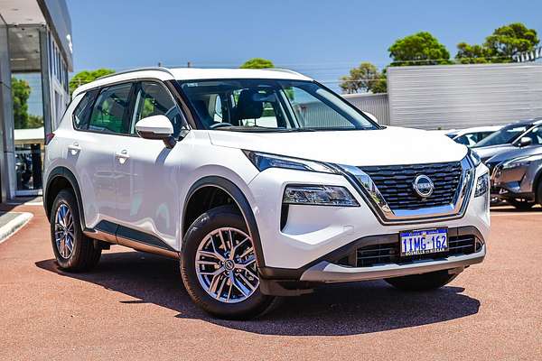 2024 Nissan X-TRAIL ST T33