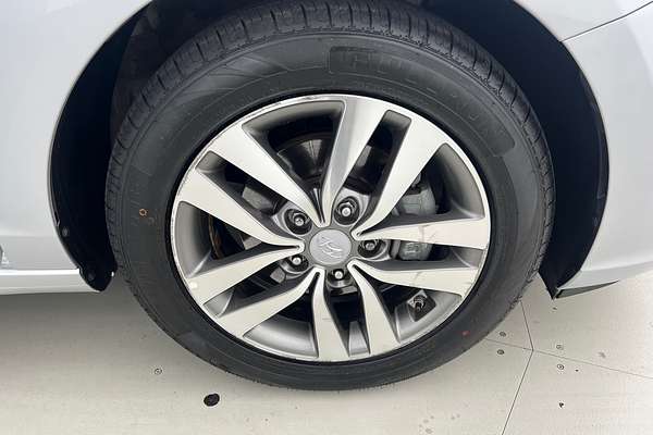 2019 Hyundai i30 Active PD2 thumb-19