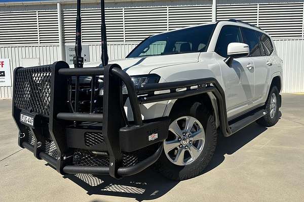 2022 Toyota Landcruiser GXL FJA300R
