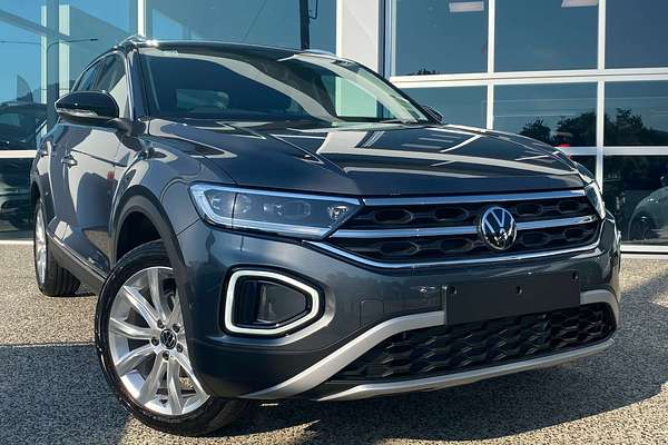 2025 Volkswagen T-Roc 110TSI Style D11