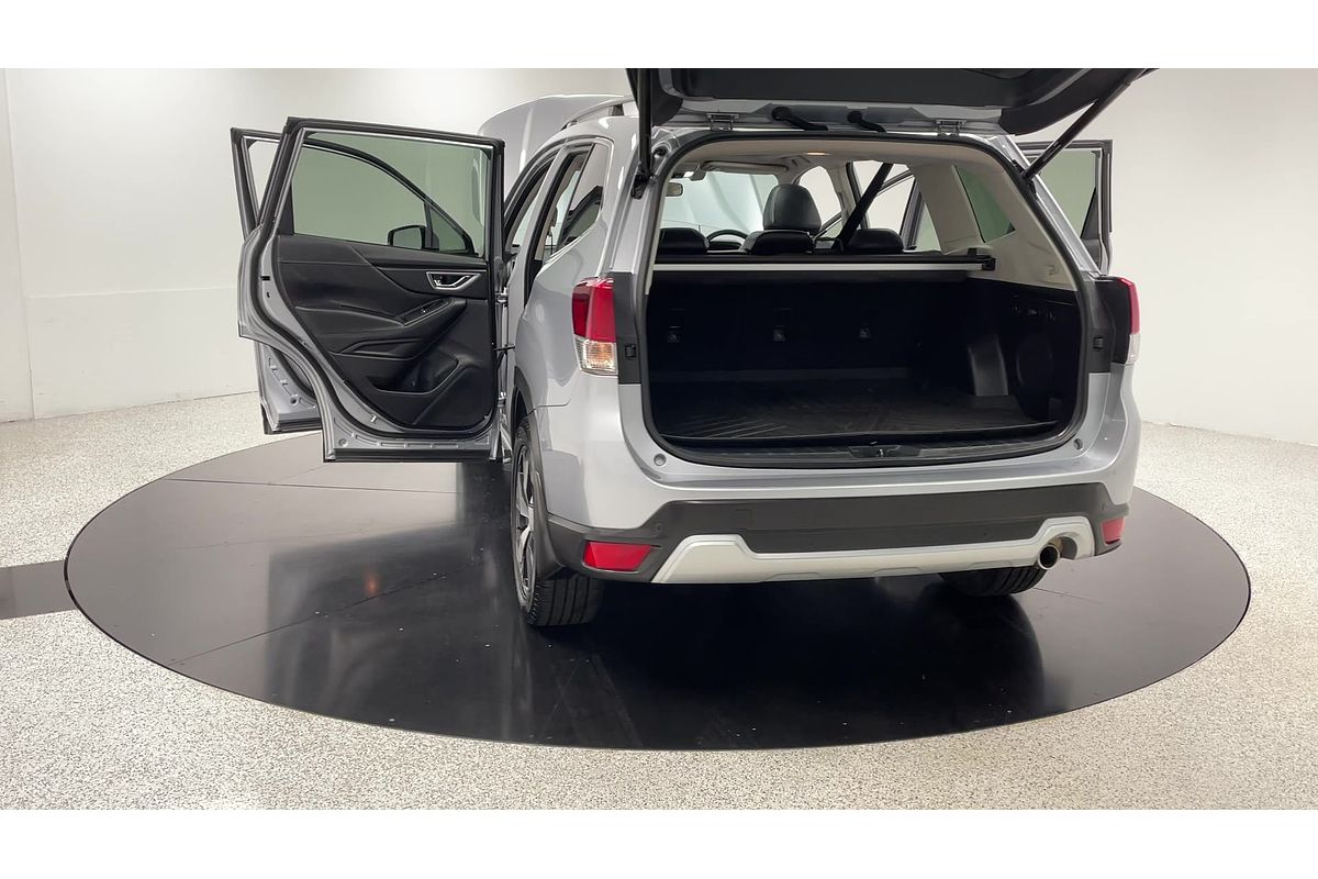 2025 Volkswagen Tiguan 150TSI R-Line CT