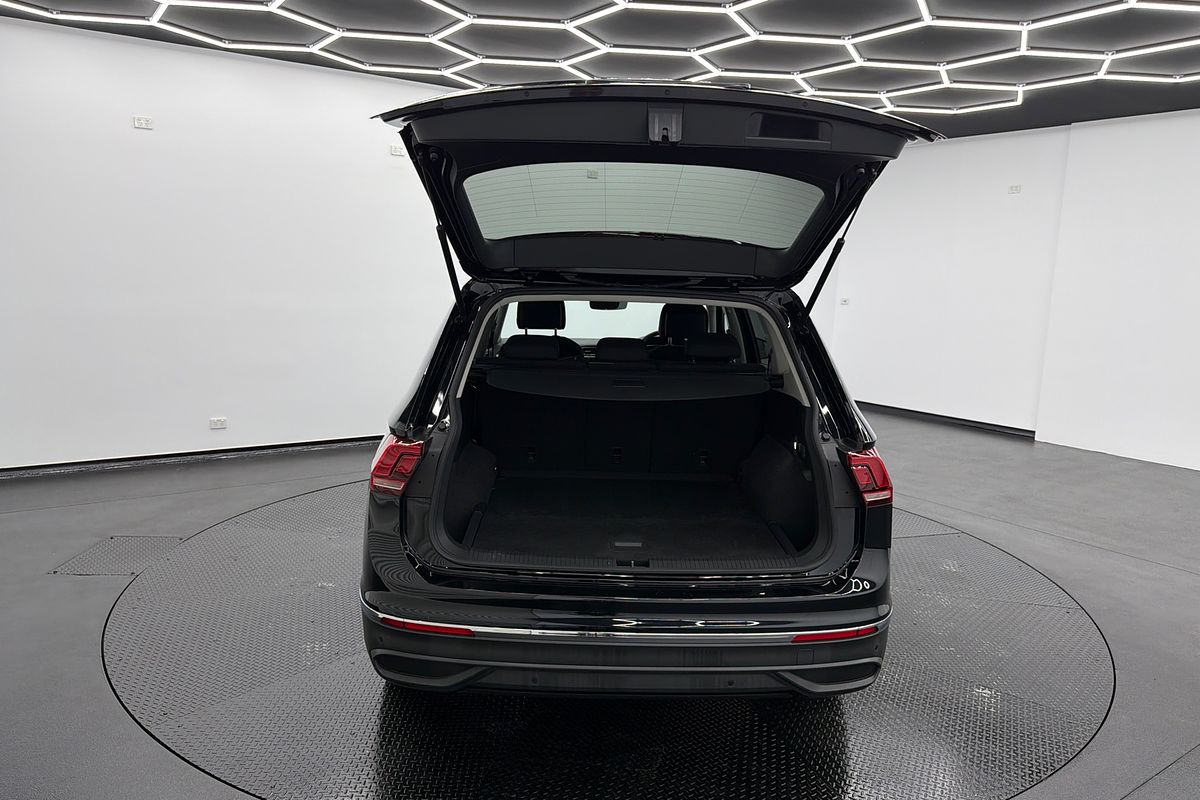 2022 Volkswagen Tiguan 162TSI Adventure Allspace 5N