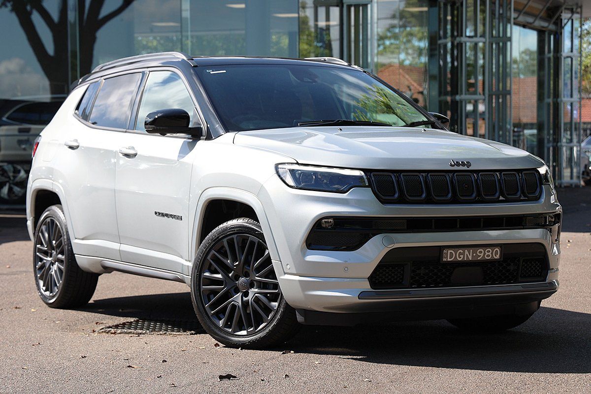 2023 Jeep Compass S-Limited M6