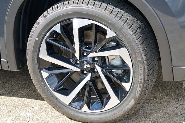 2024 Mitsubishi Outlander PHEV Exceed ZM thumb-3