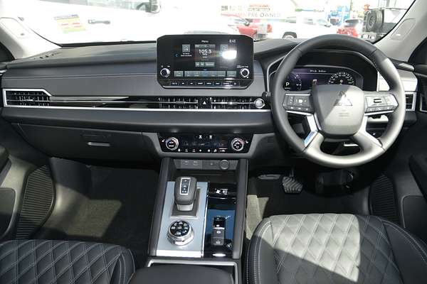 2024 Mitsubishi Outlander PHEV Exceed ZM thumb-16