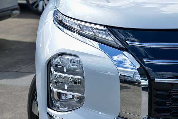 2025 Mitsubishi Outlander Exceed Tourer ZM thumb-1