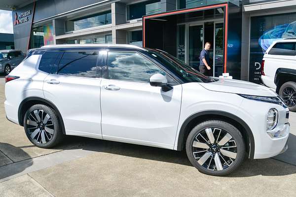 2025 Mitsubishi Outlander Exceed Tourer ZM thumb-4