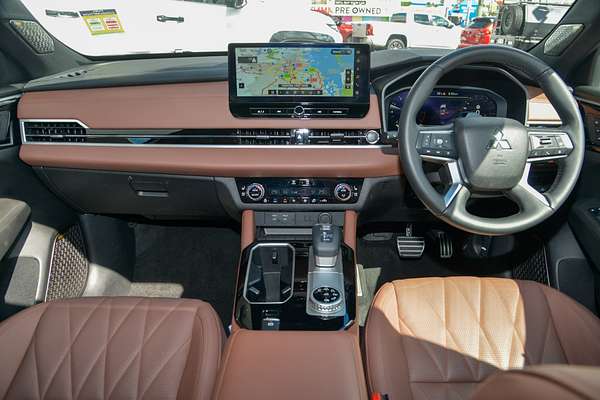 2025 Mitsubishi Outlander Exceed Tourer ZM thumb-15