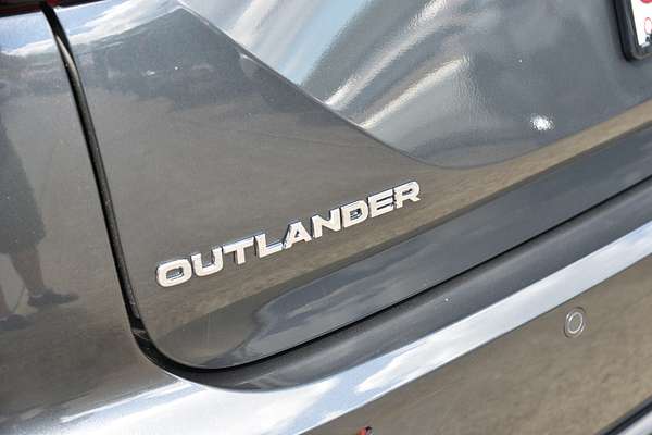 2024 Mitsubishi Outlander PHEV GSR ZM thumb-20