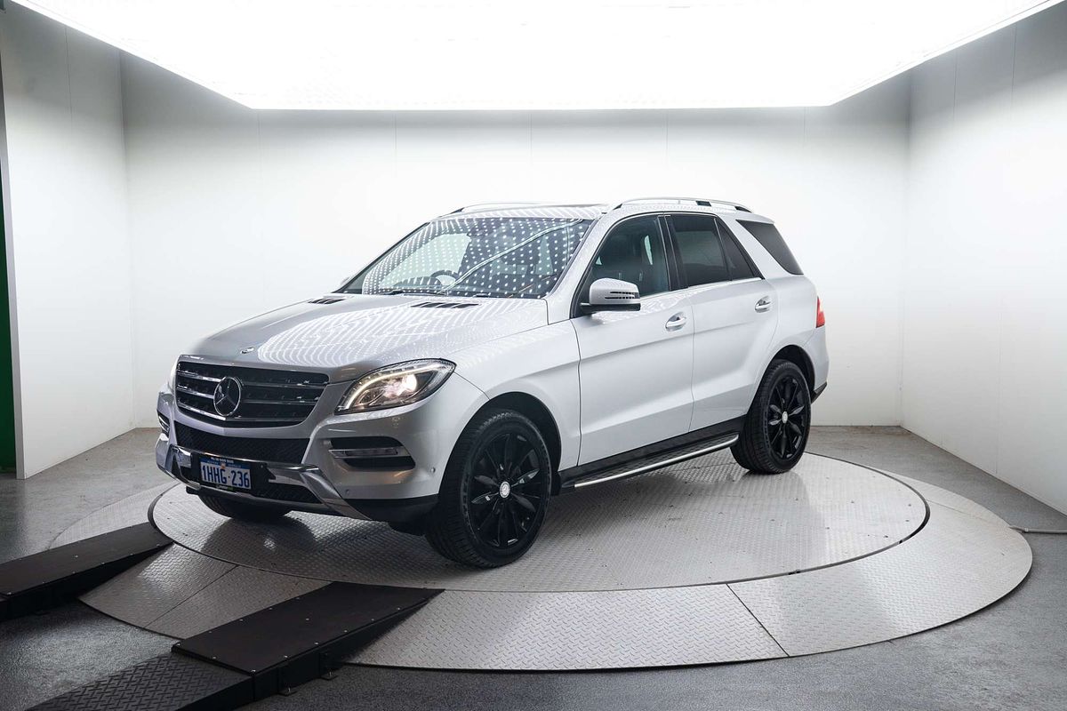 2012 Mercedes-Benz M-Class ML350 BlueTEC W166