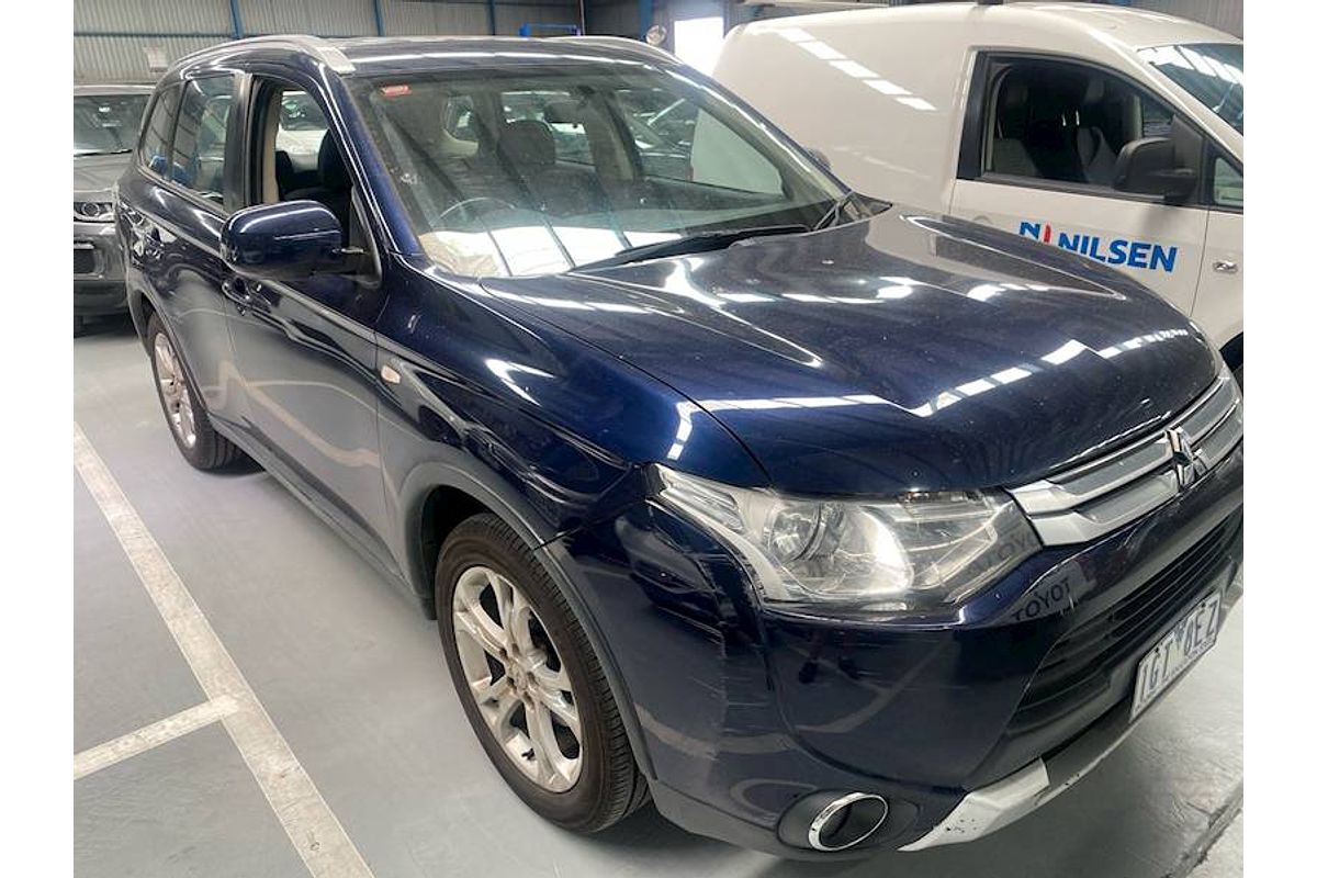 2014 Mitsubishi Outlander LS ZJ