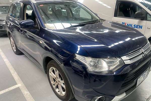 2014 Mitsubishi Outlander LS ZJ