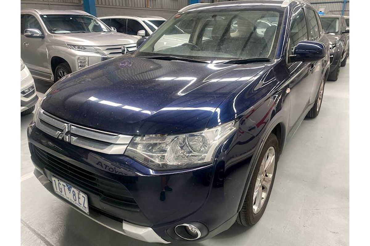 2014 Mitsubishi Outlander LS ZJ