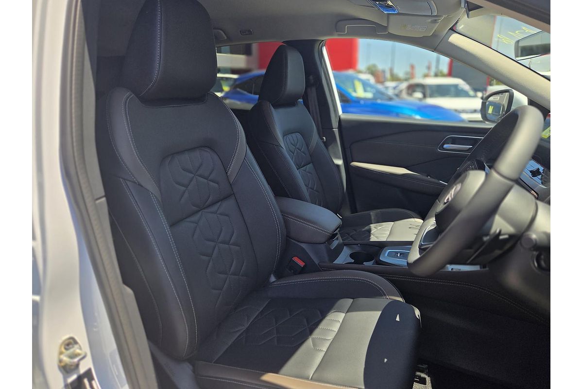 2025 Nissan QASHQAI Ti J12