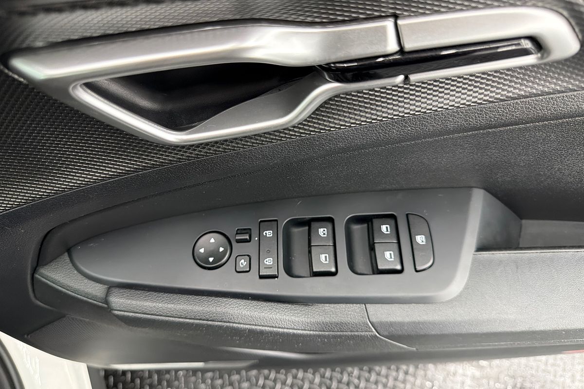 2021 Kia Sportage S NQ5