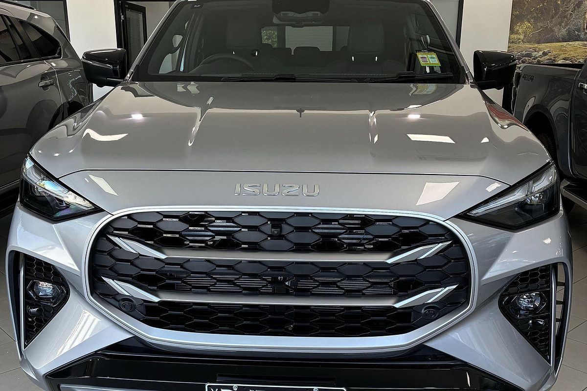 2025 Isuzu MU-X LS-T