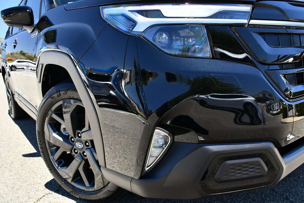 2025 Subaru Forester Hybrid Touring S6