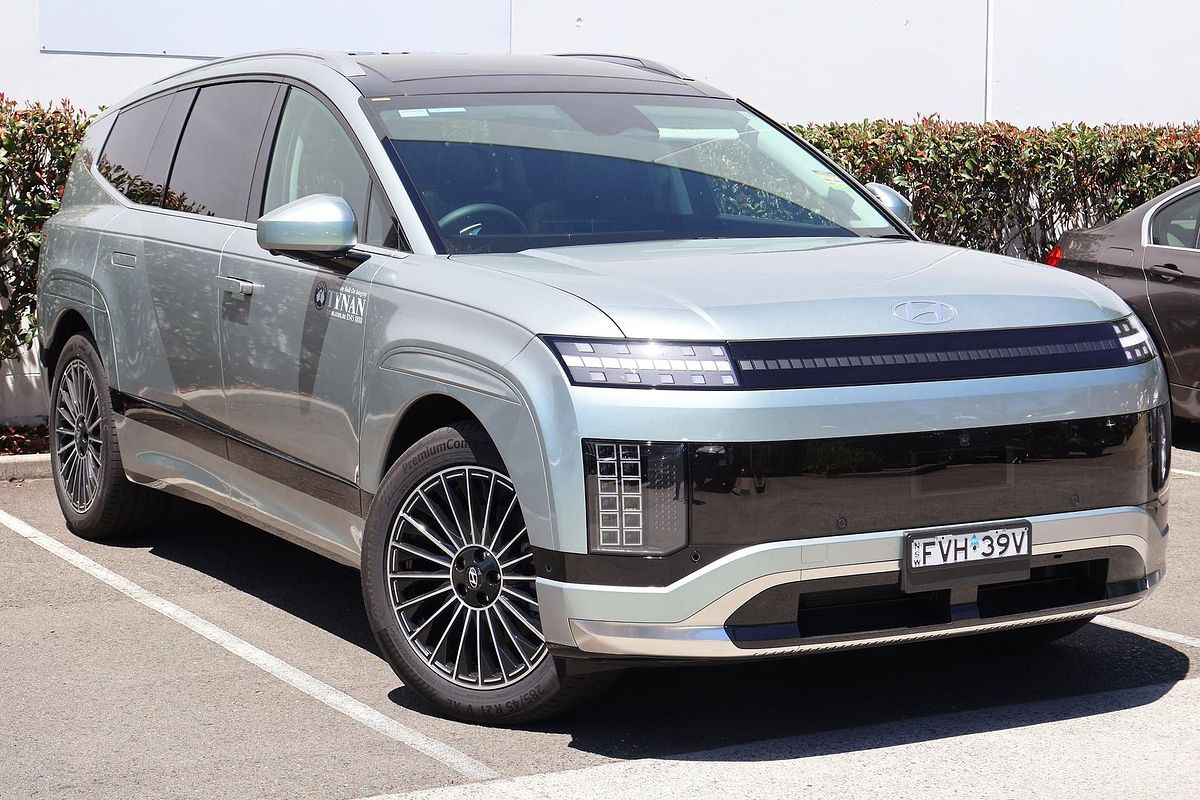 2025 Hyundai IONIQ 9 Calligraphy ME.V1